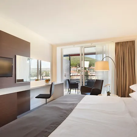 Ambasador - By Liburnia & Otel 5*