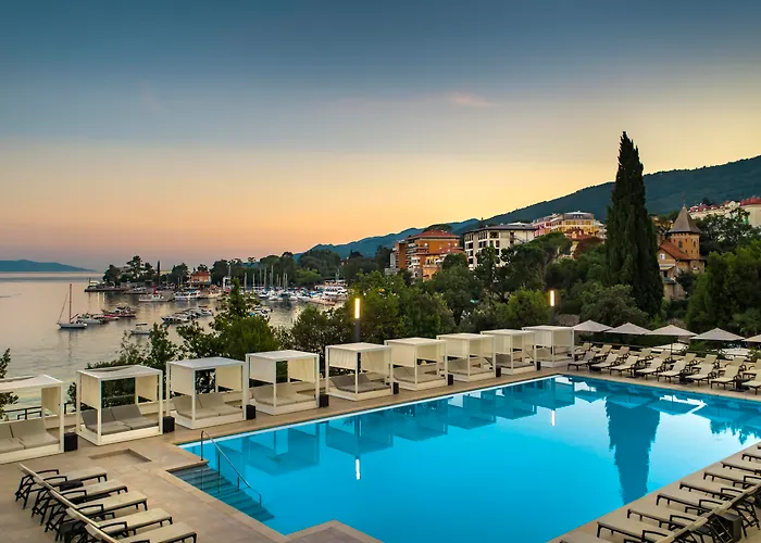 Ambasador - By Liburnia & Hotel 5*