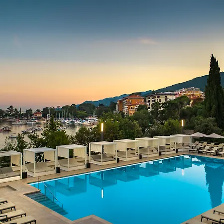 Ambasador - Liburnia Otel 5*